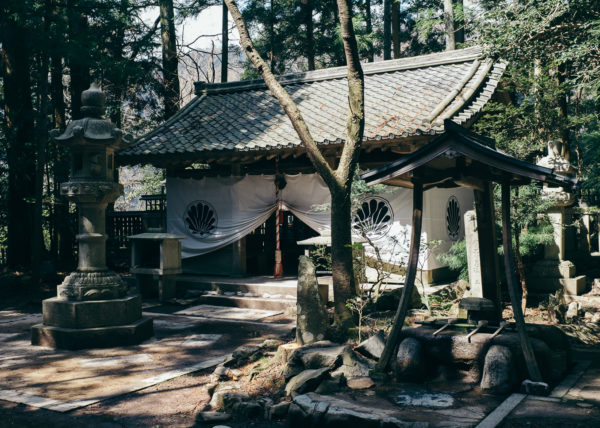 Un petit temple perdu dans la forêt de Kibune, aux porte de Kyoto